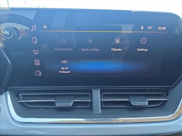 2025 Chevrolet Trax FWD LT