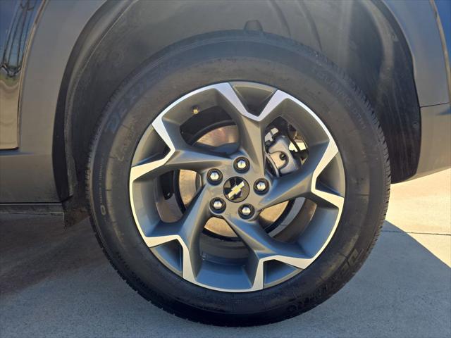 2025 Chevrolet Trax FWD LT
