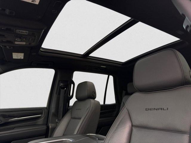 2021 GMC Yukon 4WD Denali