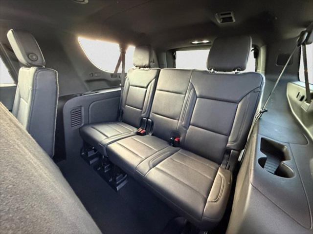 2025 Chevrolet Suburban 4WD Z71
