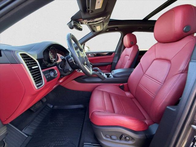 2022 Porsche Cayenne Unknown