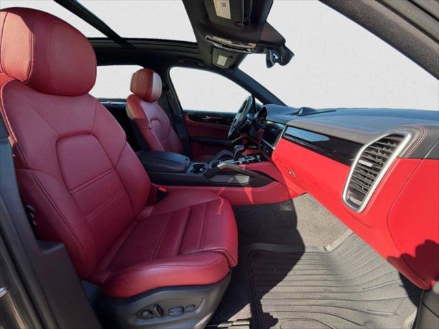 2022 Porsche Cayenne Unknown