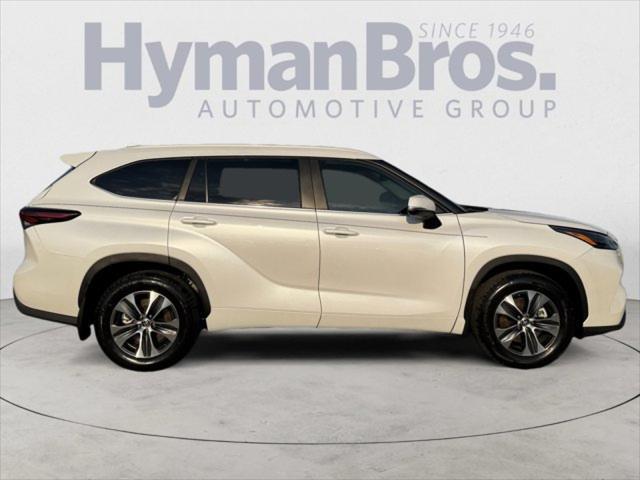 2025 Toyota Highlander XLE