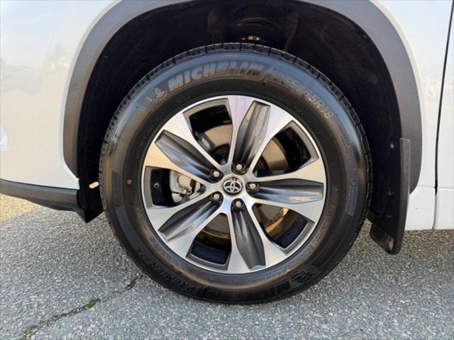 2025 Toyota Highlander XLE