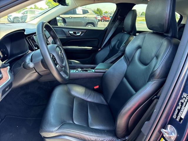 2023 Volvo S60 B5 Plus Dark Theme