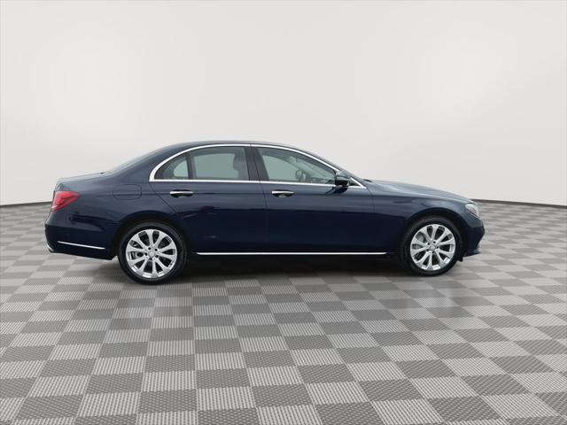 2017 Mercedes-Benz E-CLASS E 300 E 300