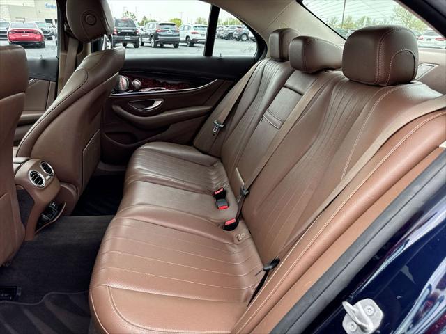 2017 Mercedes-Benz E-CLASS E 300 E 300