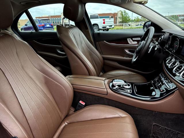 2017 Mercedes-Benz E-CLASS E 300 E 300