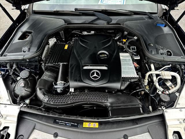 2017 Mercedes-Benz E-CLASS E 300 E 300