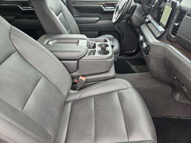 2024 GMC Sierra 1500 4WD Crew Cab Short Box SLT
