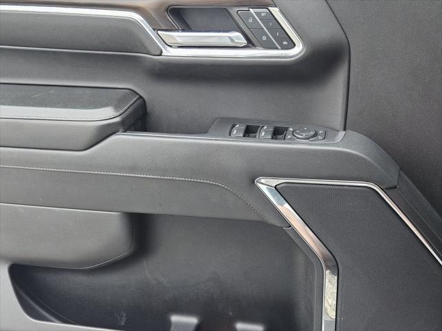 2024 GMC Sierra 1500 4WD Crew Cab Short Box SLT