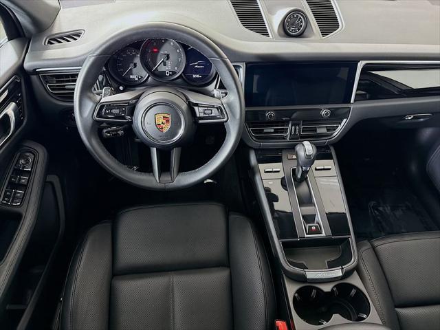 2023 Porsche Macan Base