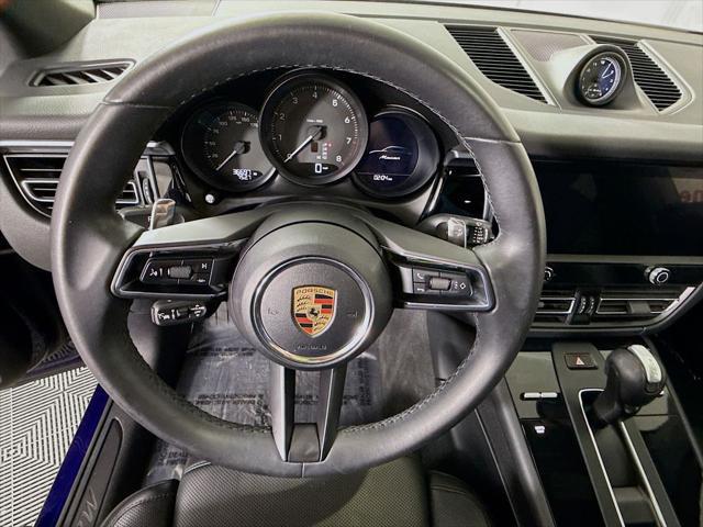 2023 Porsche Macan Base