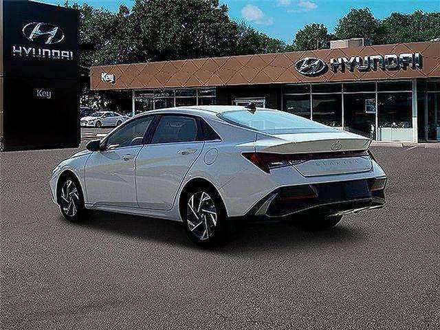 2025 Hyundai Elantra Hybrid Limited