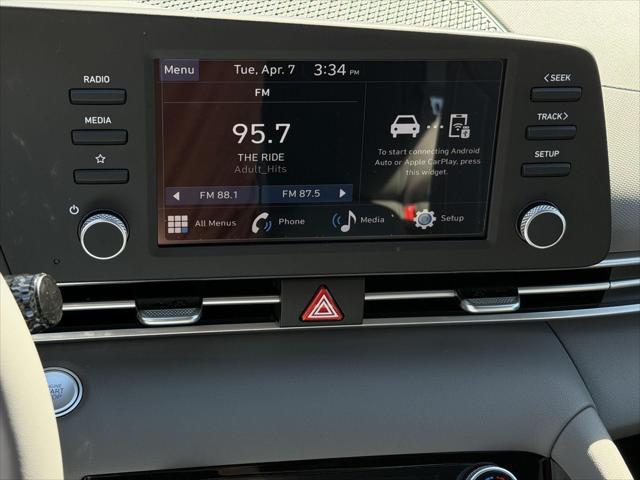 2026 Hyundai Elantra SEL Sport
