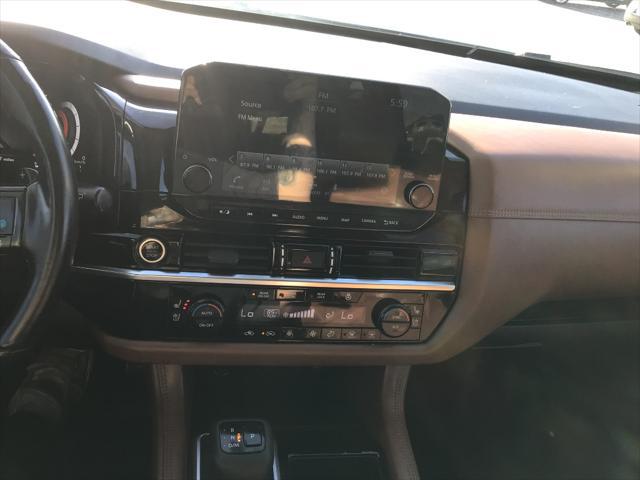 2023 Nissan Pathfinder Platinum 4WD