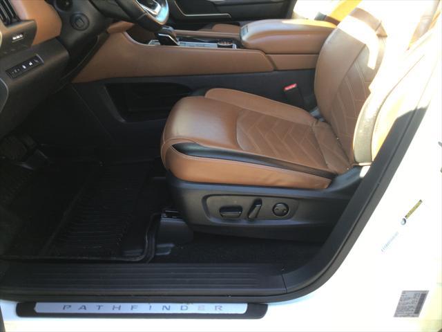 2023 Nissan Pathfinder Platinum 4WD