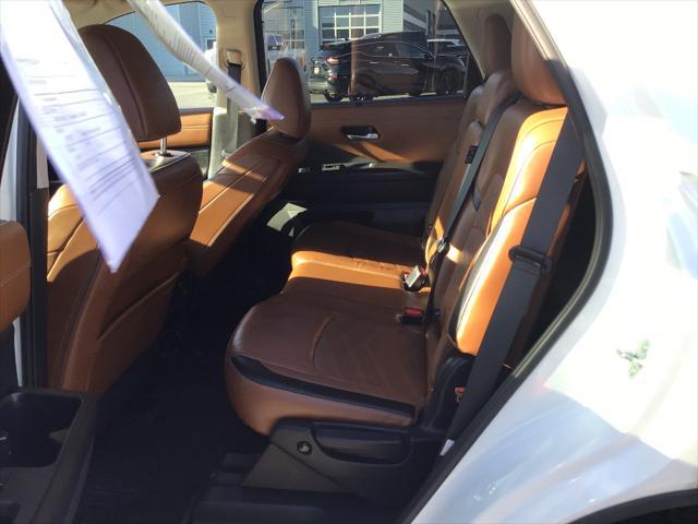 2023 Nissan Pathfinder Platinum 4WD