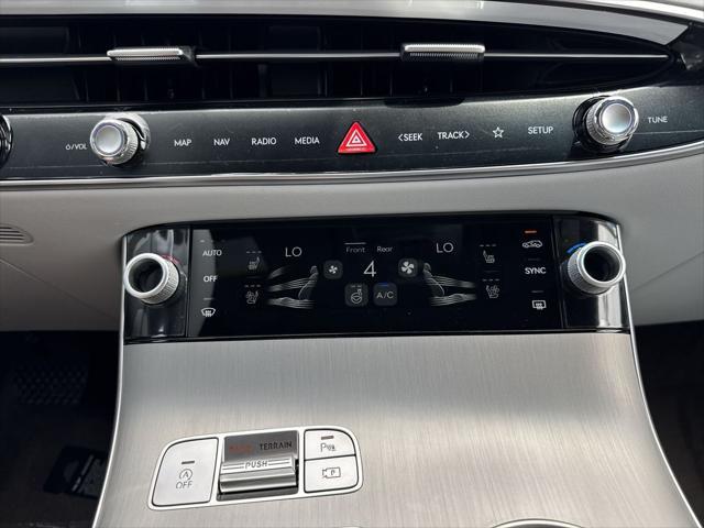 2026 Genesis GV70 2.5T Advanced