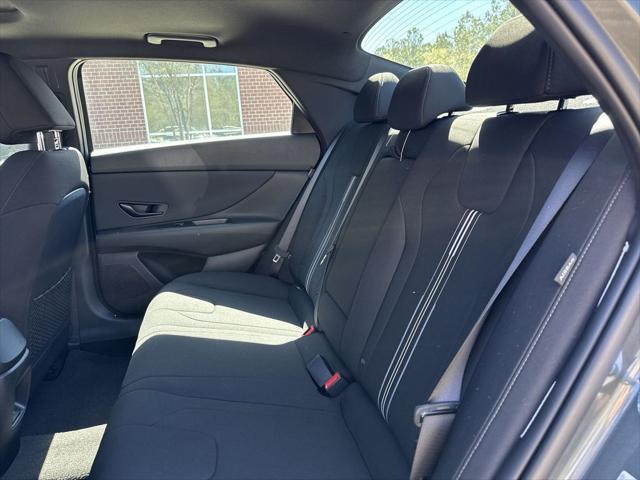 2026 Hyundai Elantra SEL Sport Premium