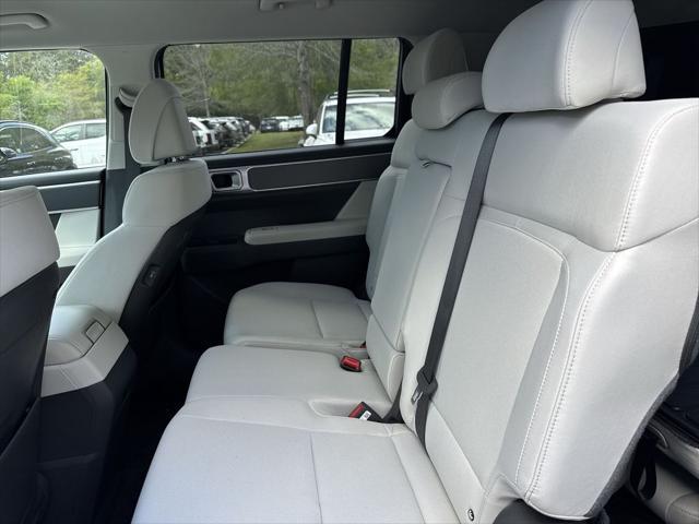 2026 Hyundai Santa Fe SE