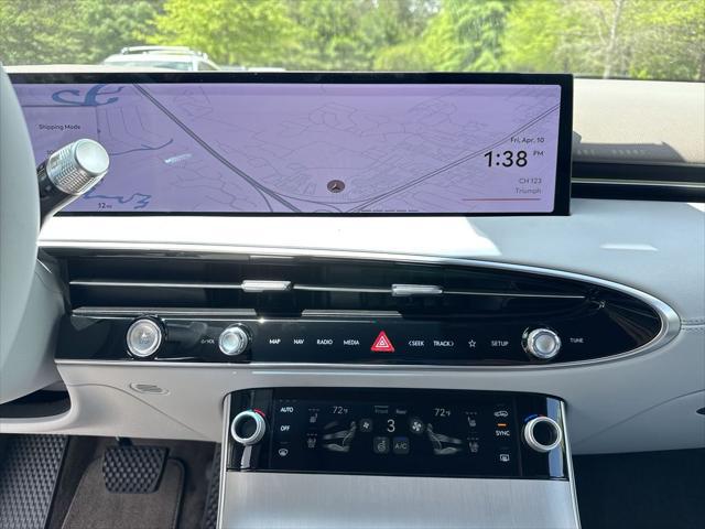 2026 Genesis GV70 2.5T Advanced