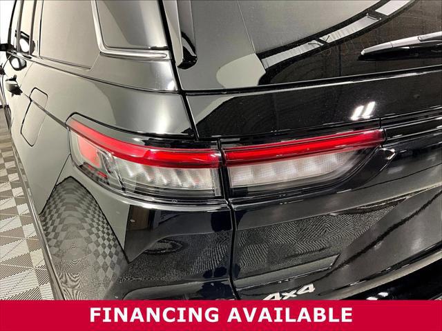 2024 Jeep Grand Cherokee Laredo X 4x4