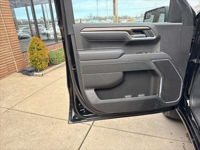 2026 Chevrolet Silverado 1500 4WD Crew Cab Short Bed RST