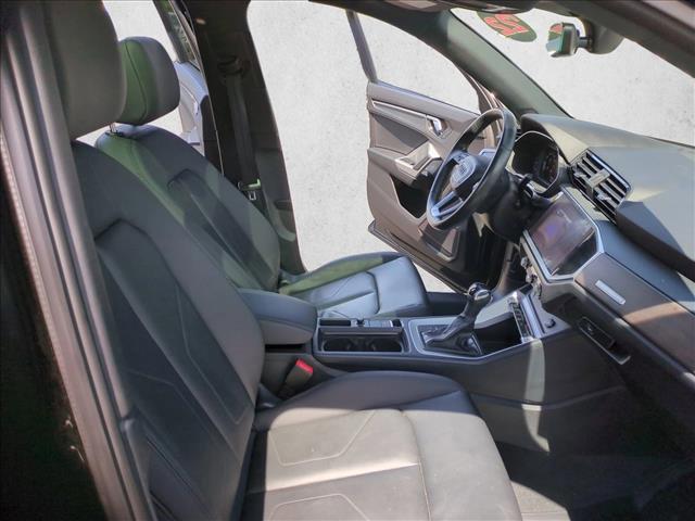 2022 Audi Q3 Premium 40 TFSI quattro Tiptronic