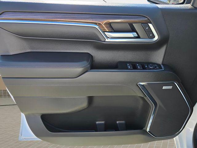 2023 Chevrolet Silverado 1500 4WD Crew Cab Short Bed RST