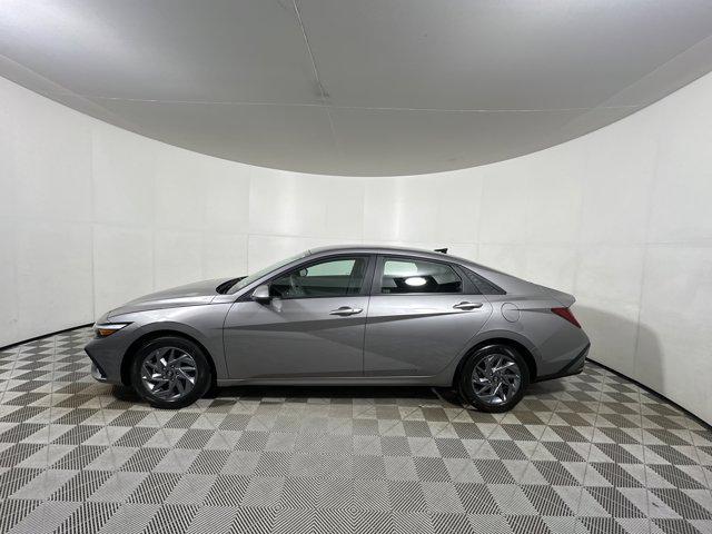 2024 Hyundai Elantra Hybrid Blue