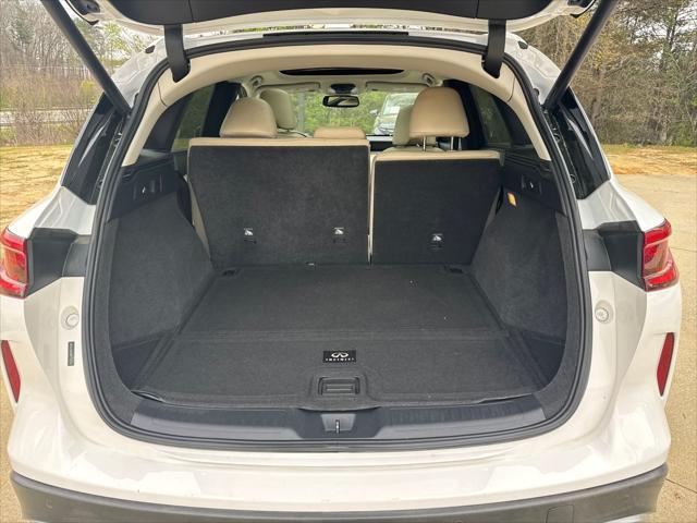 2021 INFINITI QX50 LUXE