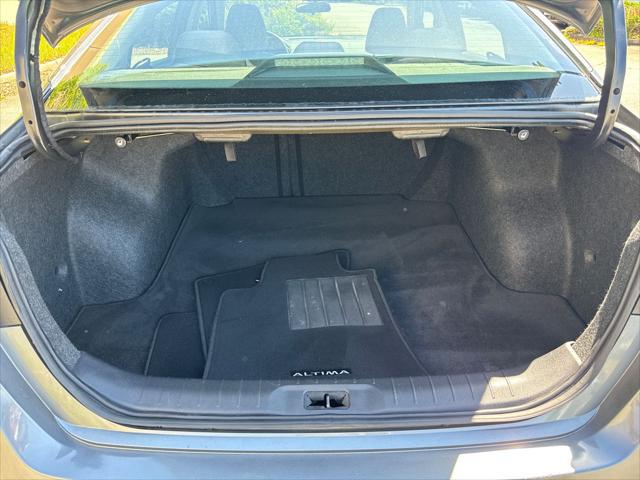 2022 Nissan Altima S FWD