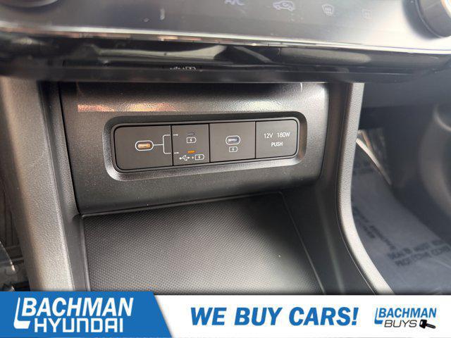 2026 Hyundai Tucson Hybrid Blue SE