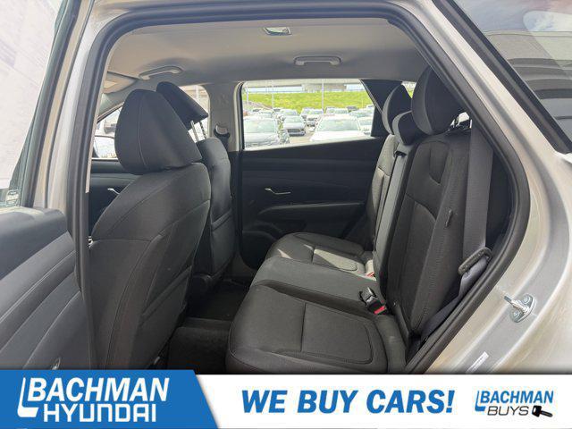 2026 Hyundai Tucson Hybrid Blue SE