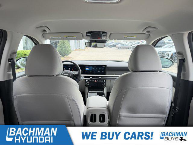 2026 Hyundai Tucson Hybrid Blue SE