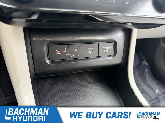 2026 Hyundai Tucson Hybrid Blue SE