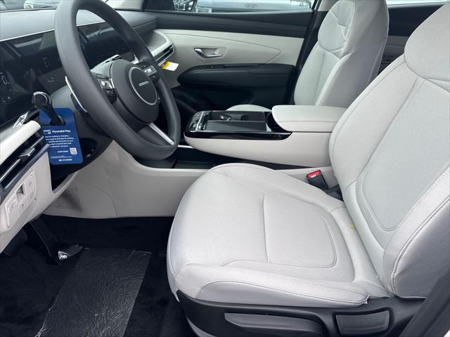 2026 Hyundai Tucson Hybrid Blue SE