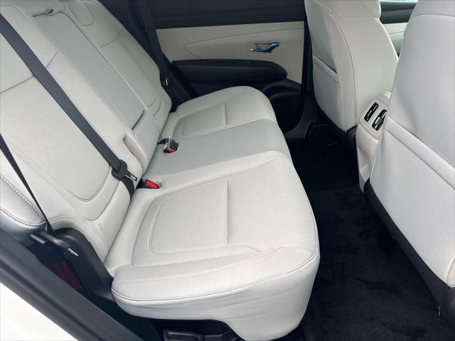 2026 Hyundai Tucson Hybrid Blue SE