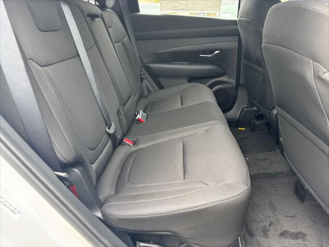 2026 Hyundai Tucson Hybrid Blue SE