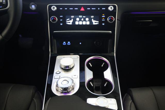2025 Genesis GV80 2.5T Standard AWD