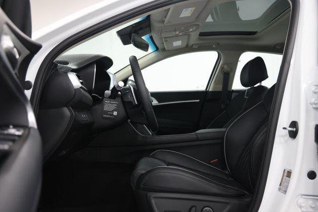 2026 Genesis G70 2.5T AWD Prestige