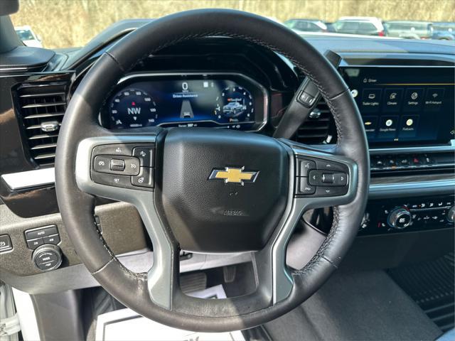2022 Chevrolet Silverado 1500 4WD Crew Cab Short Bed LT with 2FL