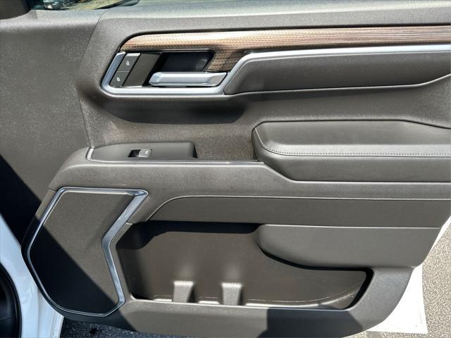 2022 Chevrolet Silverado 1500 4WD Crew Cab Short Bed LT with 2FL