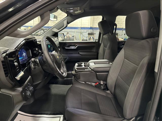2023 Chevrolet Silverado 1500 4WD Crew Cab Short Bed LT with 2FL