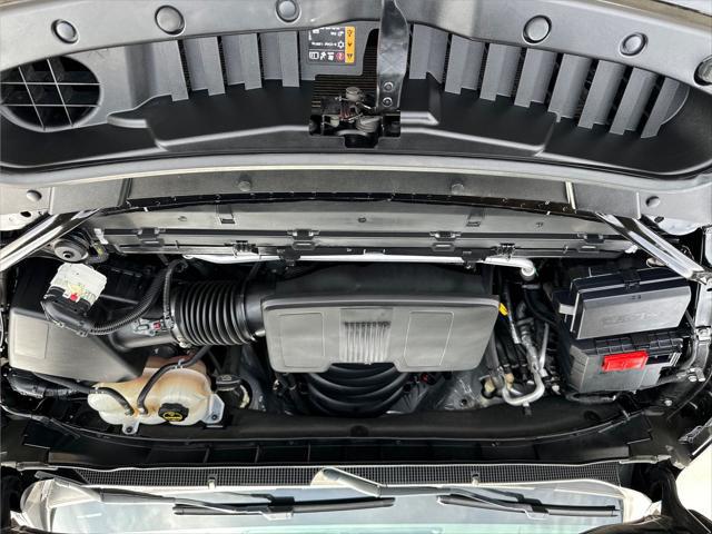 2024 Chevrolet Suburban 4WD Premier
