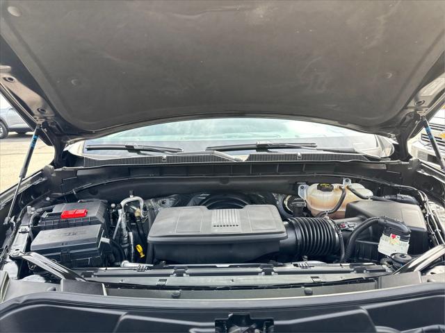 2024 Chevrolet Suburban 4WD Premier