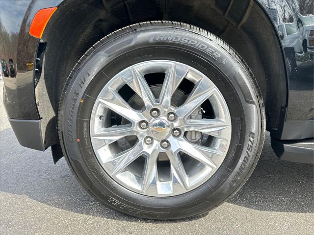 2024 Chevrolet Suburban 4WD Premier