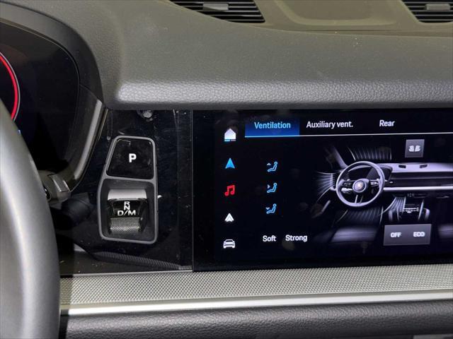 2024 Porsche Cayenne AWD