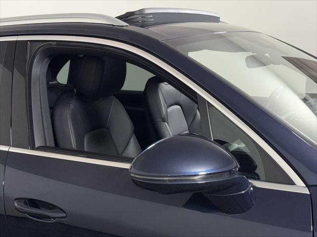 2024 Porsche Cayenne AWD